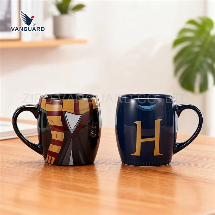 Tłoczone kubki ceramiczne